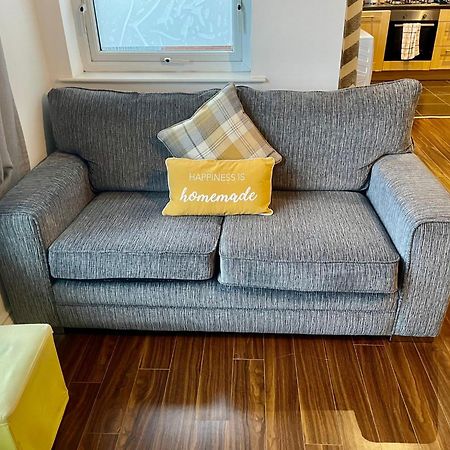 2 Bedroom City-Centre Apartment With Free Parking Μπέλφαστ Εξωτερικό φωτογραφία