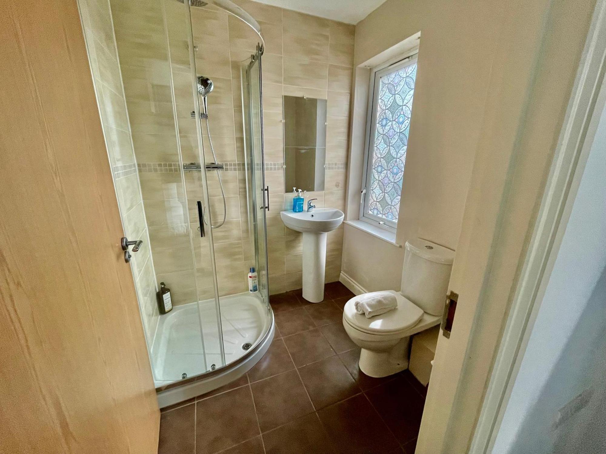 2 Bedroom City-Centre Apartment With Free Parking Μπέλφαστ Εξωτερικό φωτογραφία